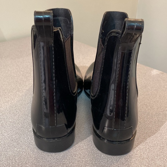 Kate & Mel - ankle rain boots. Size 8 - Picture 4 of 10
